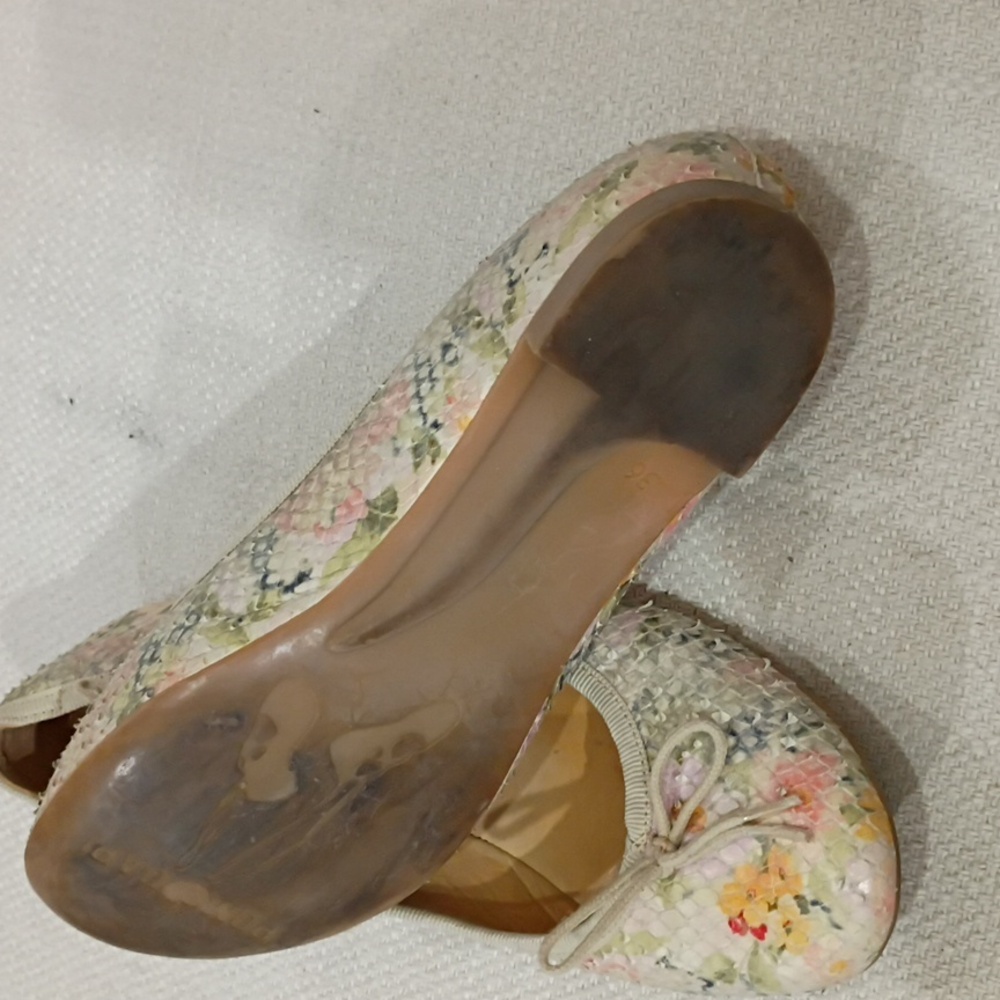 Pom D'Api Women's Multicolor Floral Flats - Picture 8 of 8